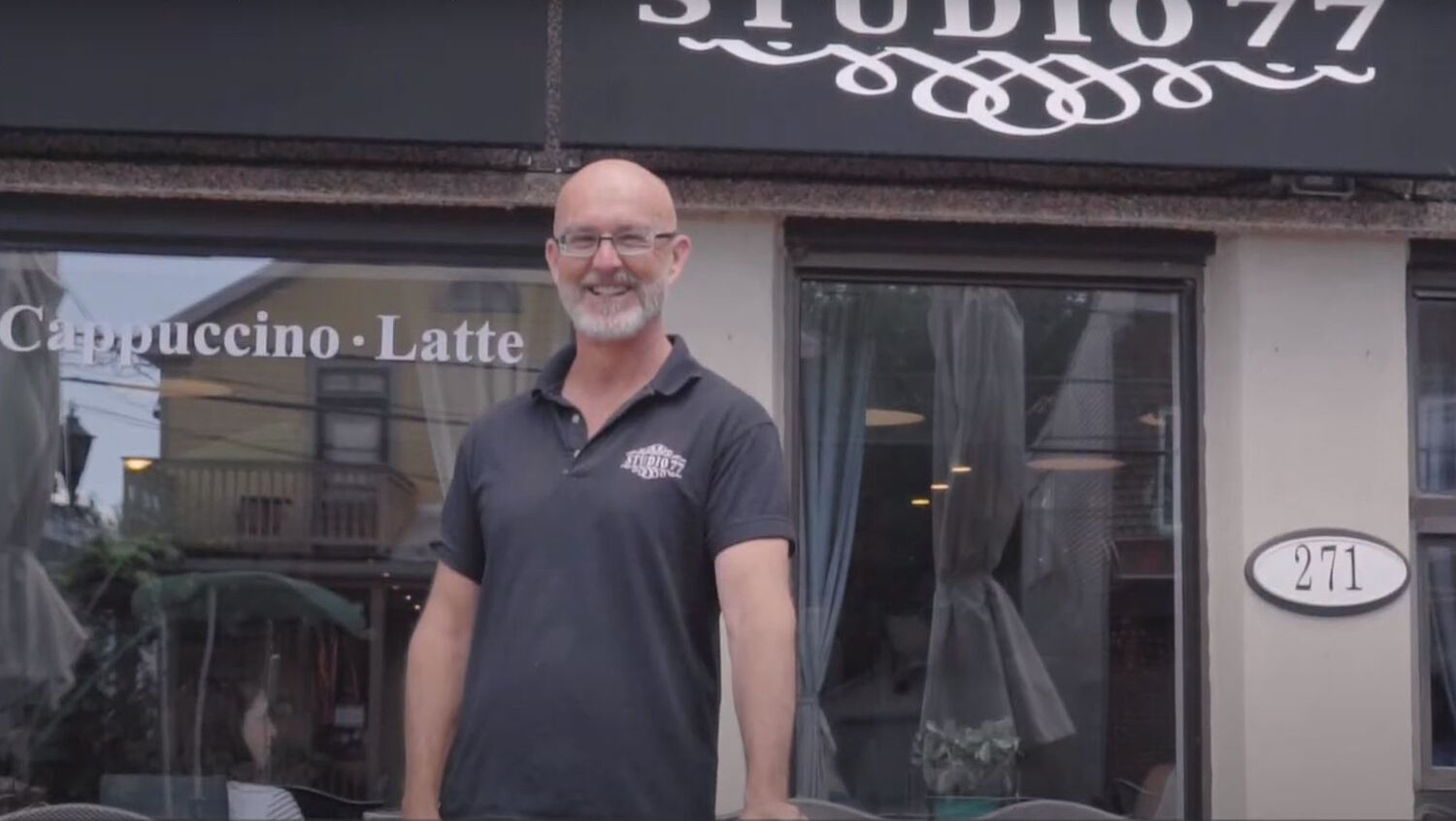 The Pointe-Claire Village Commercial Association is launching a crowdfunding campaign to support local businesses and frontline organizations